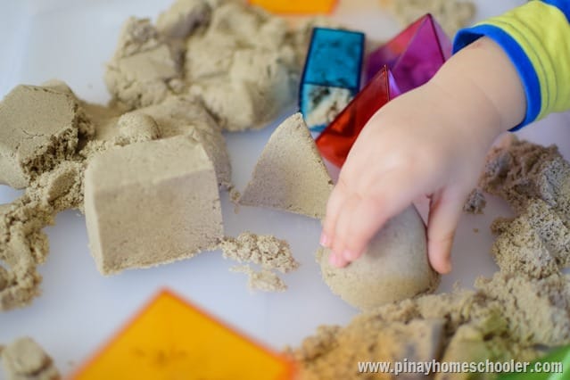 Geometric Shapes with Kinetic Sand