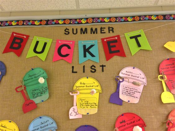 Summer Bucket List Bulletin Board